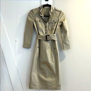 Burberry canvas belt dress